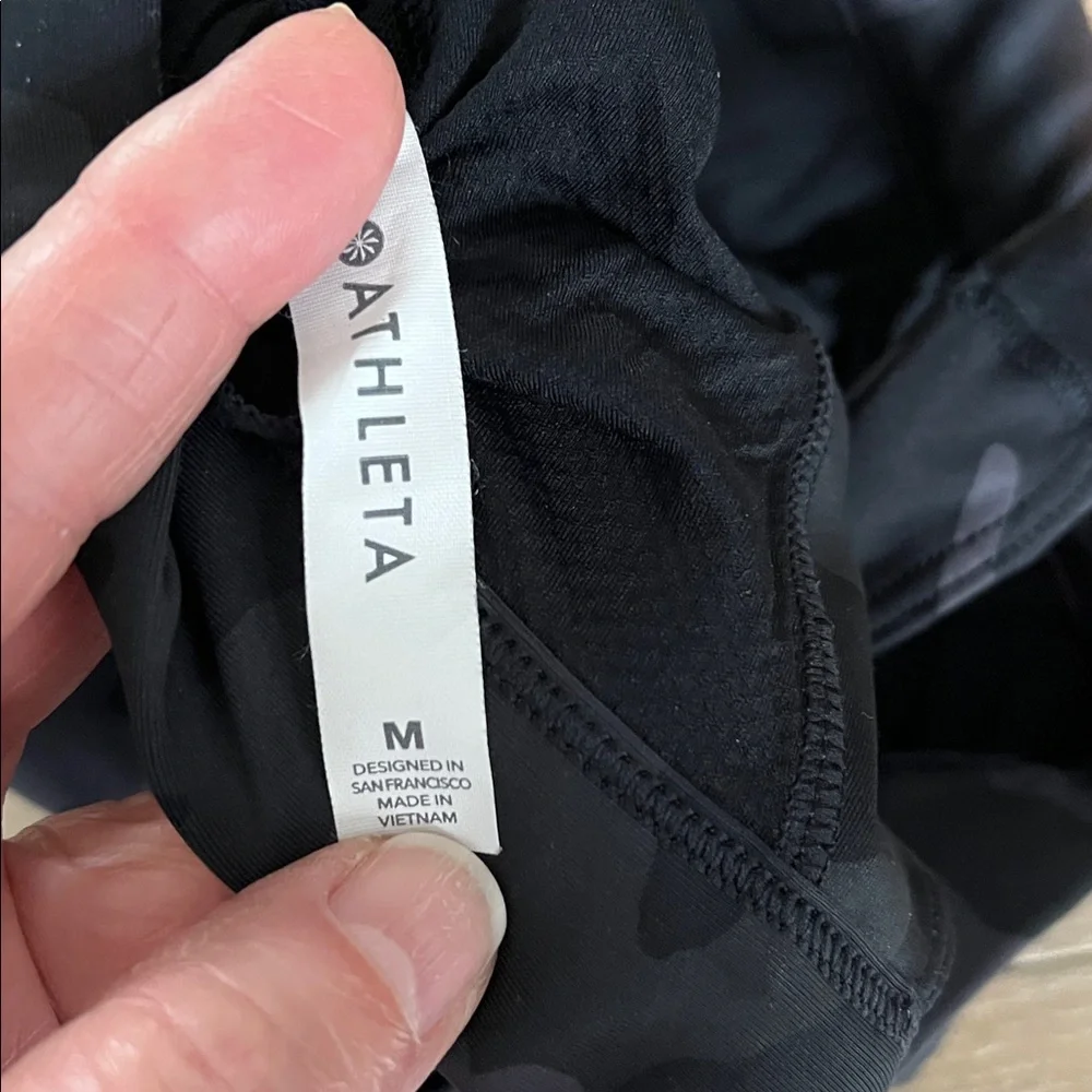 Athleta excellent gently